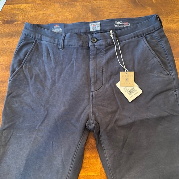Faherty Brand men’s stretch Terry chino - Picture 1 of 5